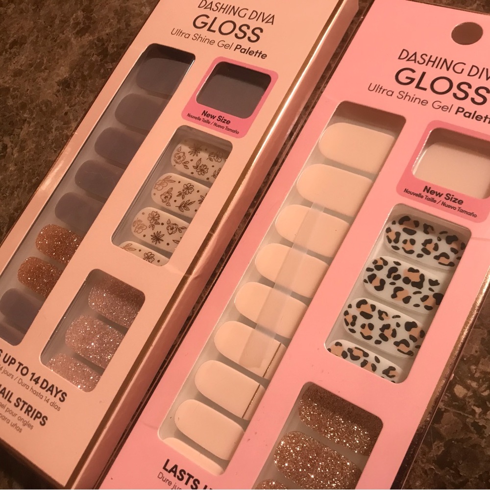 Dashing Diva 2 for the price of one. Nail gel